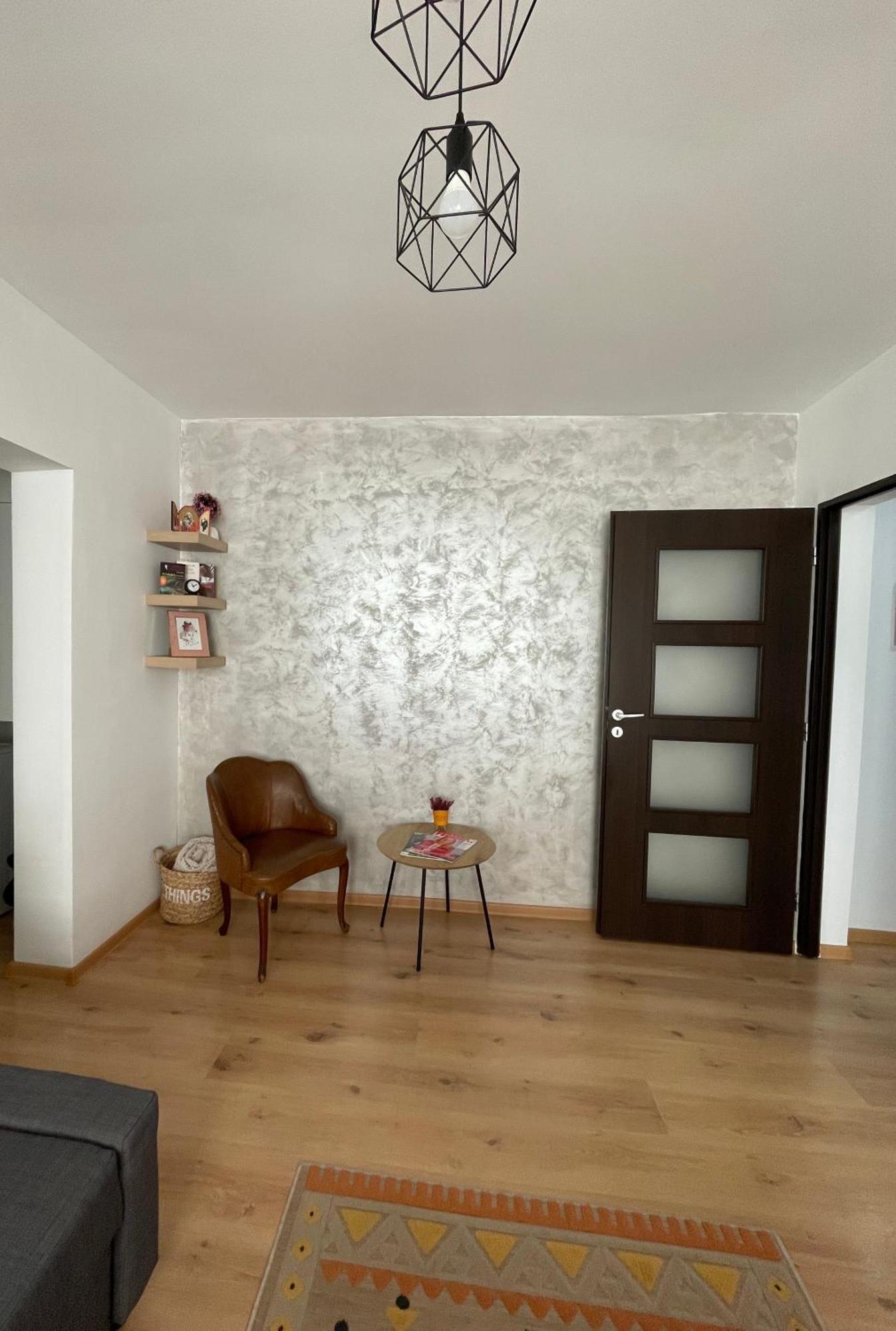 Apartament Cina Husi Exterior foto